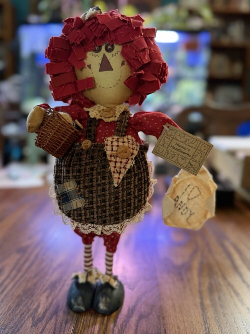 Hanna’s Handiworks Primitive Raggedy Ann W/Basket & Apron
